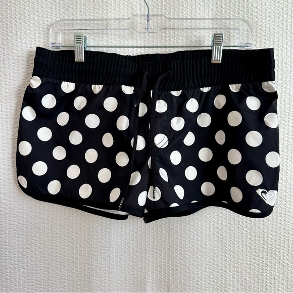 Roxy Pants - Roxy Women's Juniors Black White Polka Dot Board Shorts Size: 9 NWT